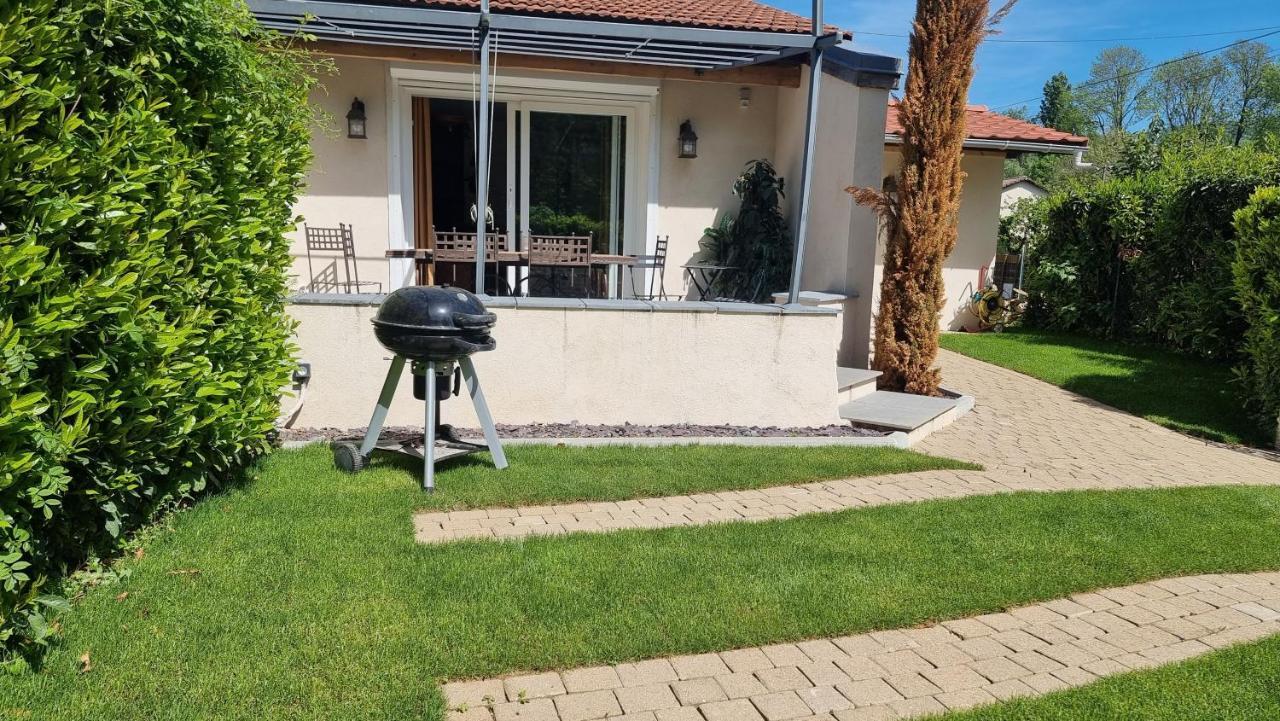 Villa Le Refuge Du Bugey Saint-Sorlin-en-Bugey Exterior foto